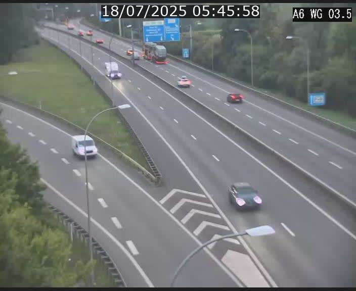 Traffic live webcam Luxembourg - Croix de Cessange - A6 - BK 3.5 - direction France/Allemagne