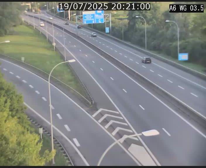 Traffic live webcam Luxembourg - Croix de Cessange - A6 - BK 3.5 - direction France/Allemagne