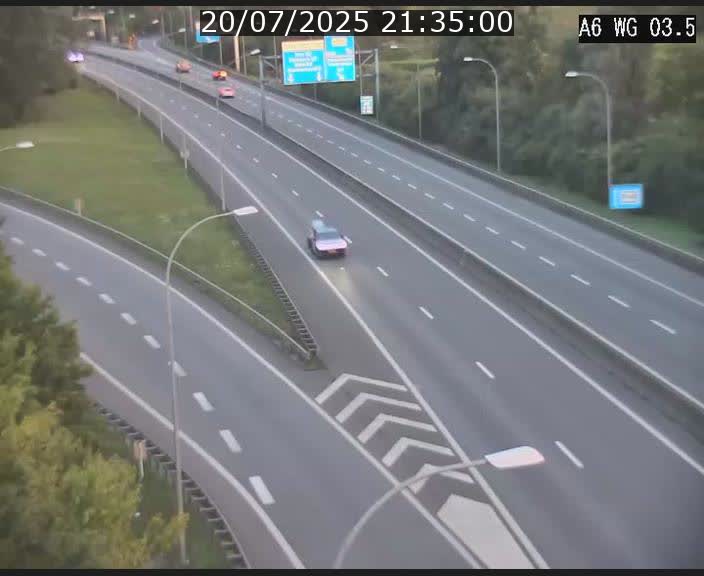 Traffic live webcam Luxembourg - Croix de Cessange - A6 - BK 3.5 - direction France/Allemagne