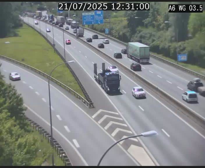 Traffic live webcam Luxembourg - Croix de Cessange - A6 - BK 3.5 - direction France/Allemagne