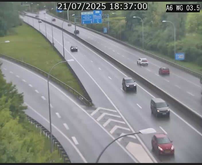 Traffic live webcam Luxembourg - Croix de Cessange - A6 - BK 3.5 - direction France/Allemagne