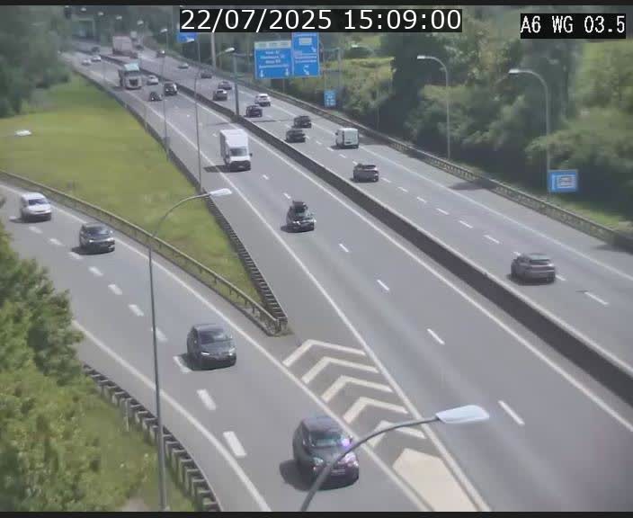 Traffic live webcam Luxembourg - Croix de Cessange - A6 - BK 3.5 - direction France/Allemagne