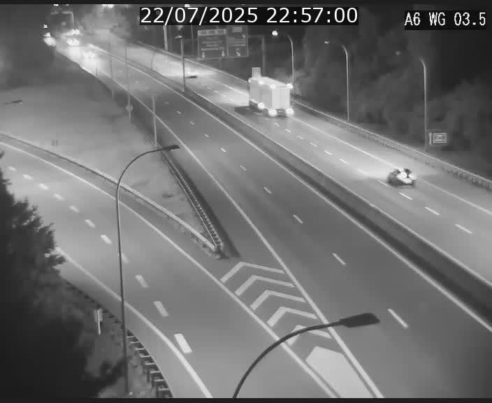 Traffic live webcam Luxembourg - Croix de Cessange - A6 - BK 3.5 - direction France/Allemagne