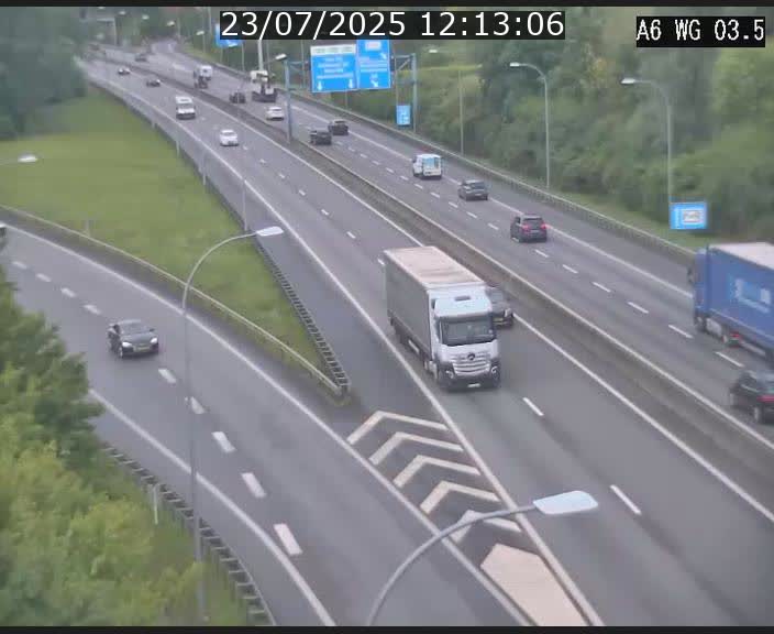 Traffic live webcam Luxembourg - Croix de Cessange - A6 - BK 3.5 - direction France/Allemagne