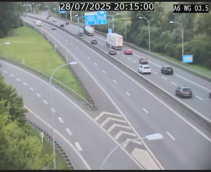 Traffic live webcam Luxembourg - Croix de Cessange - A6 - BK 3.5 - direction France/Allemagne