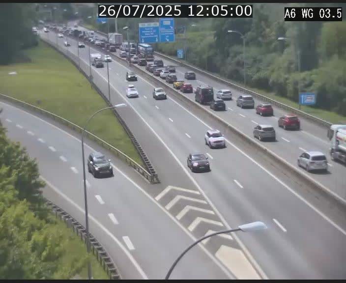 Traffic live webcam Luxembourg - Croix de Cessange - A6 - BK 3.5 - direction France/Allemagne