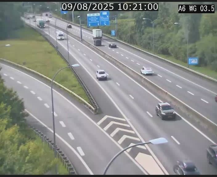 Traffic live webcam Luxembourg - Croix de Cessange - A6 - BK 3.5 - direction France/Allemagne