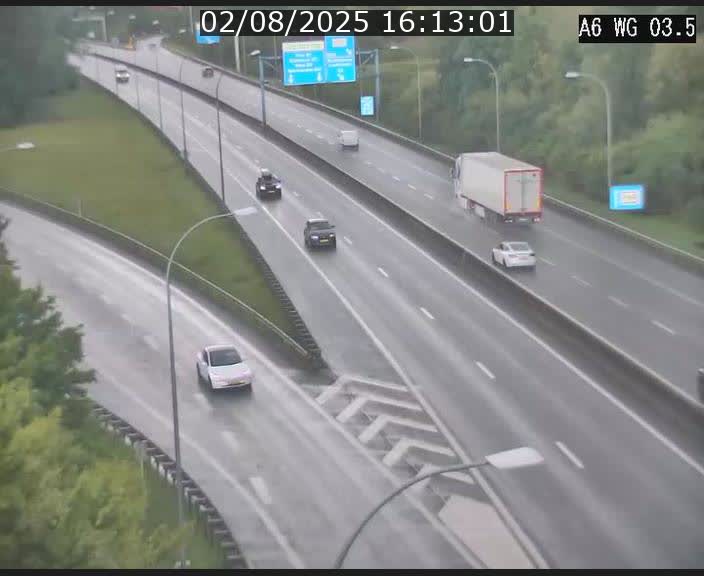 Traffic live webcam Luxembourg - Croix de Cessange - A6 - BK 3.5 - direction France/Allemagne