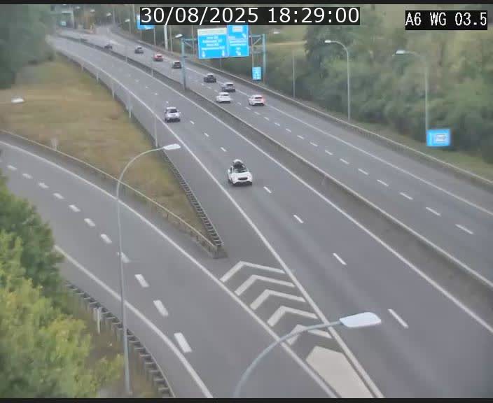 Traffic live webcam Luxembourg - Croix de Cessange - A6 - BK 3.5 - direction France/Allemagne
