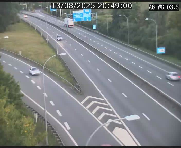 Traffic live webcam Luxembourg - Croix de Cessange - A6 - BK 3.5 - direction France/Allemagne