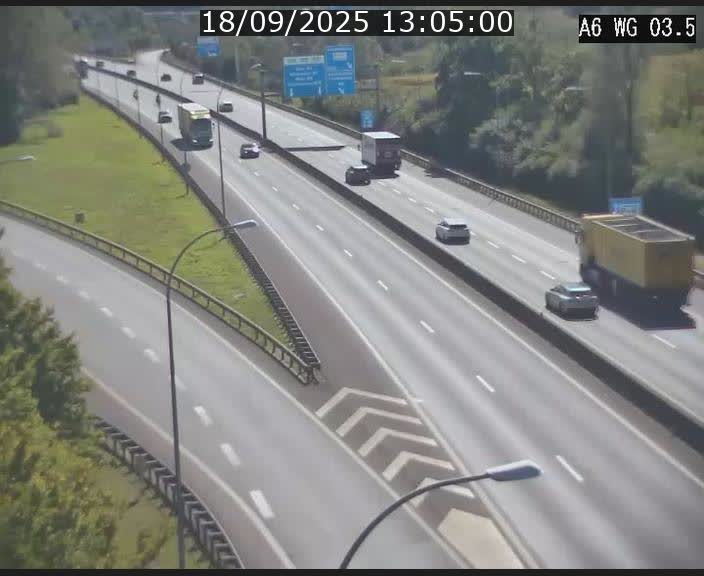<h2>Traffic live webcam Luxembourg - Croix de Cessange - A6 - BK 3.5 - direction France/Allemagne</h2>