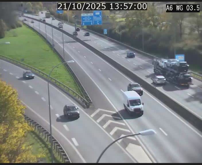 <h2>Traffic live webcam Luxembourg - Croix de Cessange - A6 - BK 3.5 - direction France/Allemagne</h2>
