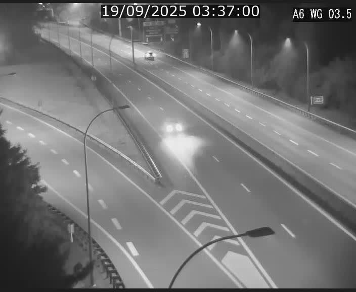 <h2>Traffic live webcam Luxembourg - Croix de Cessange - A6 - BK 3.5 - direction France/Allemagne</h2>