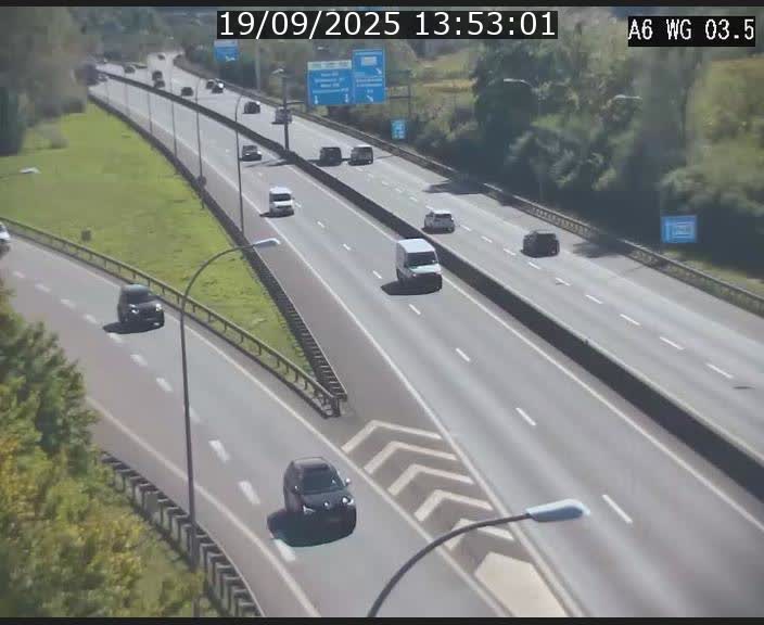Traffic live webcam Luxembourg - Croix de Cessange - A6 - BK 3.5 - direction France/Allemagne