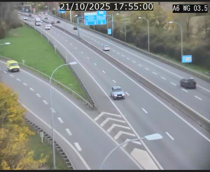 <h2>Traffic live webcam Luxembourg - Croix de Cessange - A6 - BK 3.5 - direction France/Allemagne</h2>