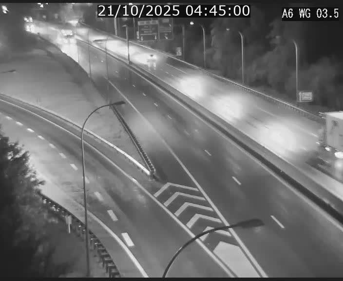 <h2>Traffic live webcam Luxembourg - Croix de Cessange - A6 - BK 3.5 - direction France/Allemagne</h2>