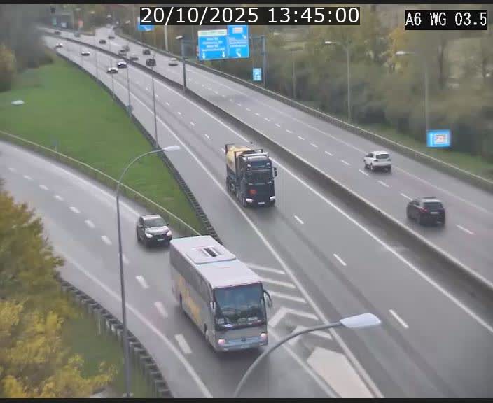 <h2>Traffic live webcam Luxembourg - Croix de Cessange - A6 - BK 3.5 - direction France/Allemagne</h2>