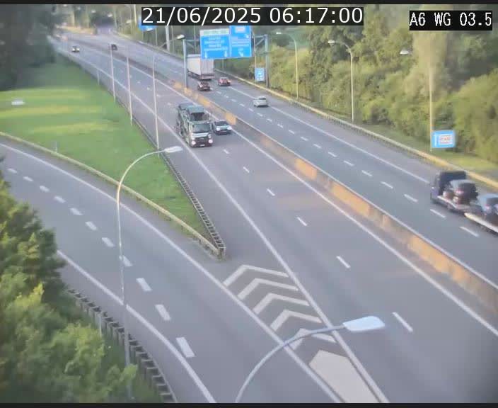 <h2>Traffic live webcam Luxembourg - Croix de Cessange - A6 - BK 3.5 - direction France/Allemagne</h2>