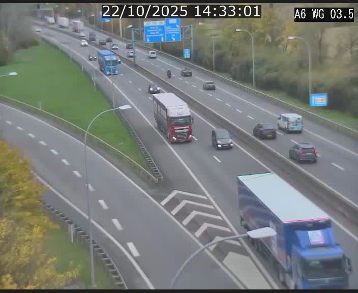 <h2>Traffic live webcam Luxembourg - Croix de Cessange - A6 - BK 3.5 - direction France/Allemagne</h2>