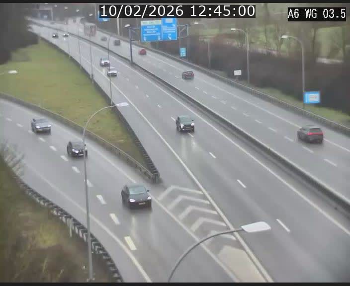 Traffic live webcam Luxembourg - Croix de Cessange - A6 - BK 3.5 - direction France/Allemagne