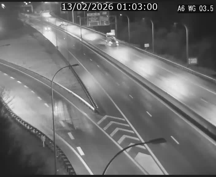 <h2>Traffic live webcam Luxembourg - Croix de Cessange - A6 - BK 3.5 - direction France/Allemagne</h2>