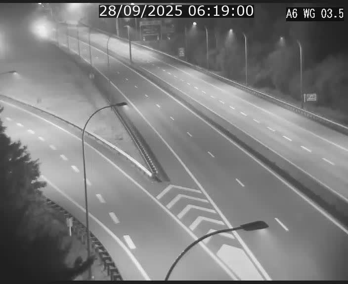 <h2>Traffic live webcam Luxembourg - Croix de Cessange - A6 - BK 3.5 - direction France/Allemagne</h2>