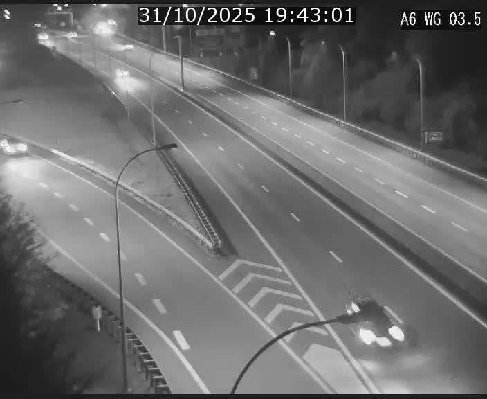 <h2>Traffic live webcam Luxembourg - Croix de Cessange - A6 - BK 3.5 - direction France/Allemagne</h2>