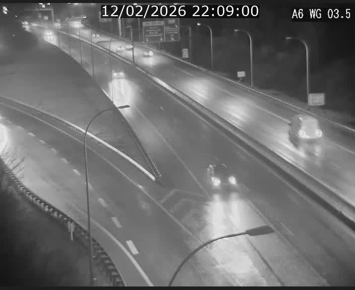 <h2>Traffic live webcam Luxembourg - Croix de Cessange - A6 - BK 3.5 - direction France/Allemagne</h2>