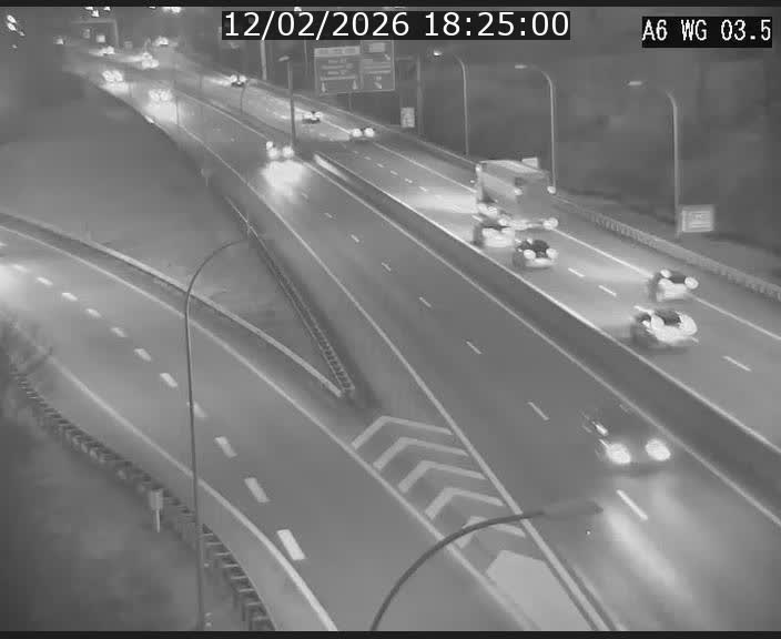 <h2>Traffic live webcam Luxembourg - Croix de Cessange - A6 - BK 3.5 - direction France/Allemagne</h2>