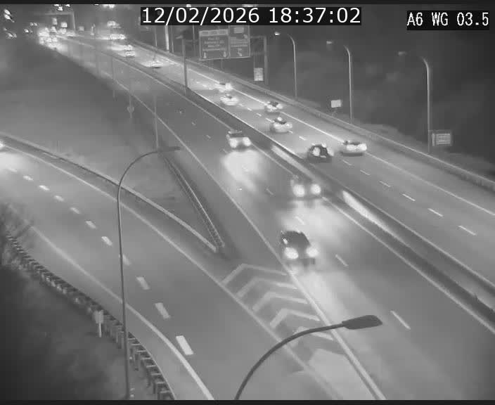 <h2>Traffic live webcam Luxembourg - Croix de Cessange - A6 - BK 3.5 - direction France/Allemagne</h2>