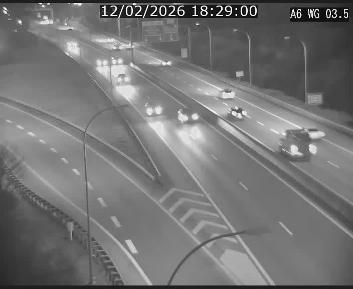 <h2>Traffic live webcam Luxembourg - Croix de Cessange - A6 - BK 3.5 - direction France/Allemagne</h2>