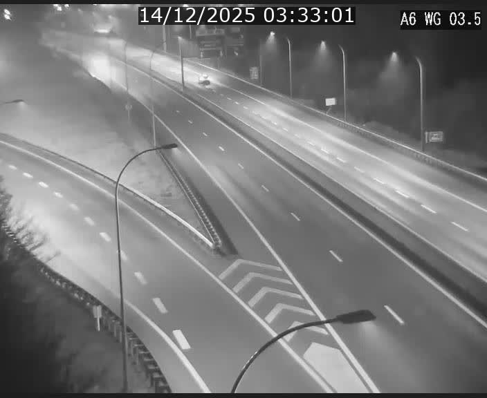 <h2>Traffic live webcam Luxembourg - Croix de Cessange - A6 - BK 3.5 - direction France/Allemagne</h2>