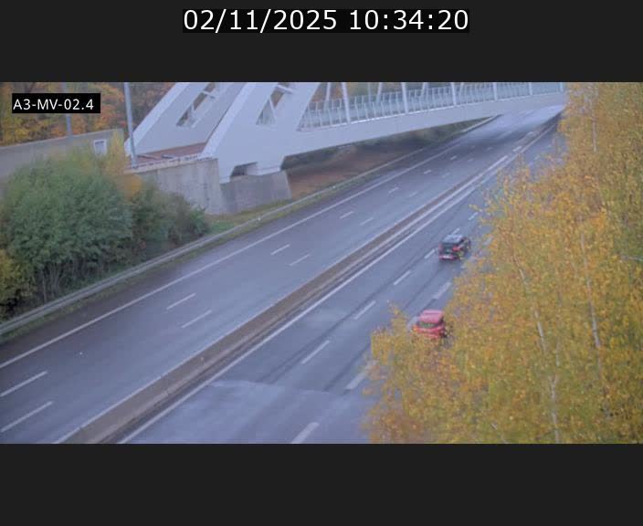<h2>Webcam autoroute de la France (A3) au Luxembourg à Fentange, à proximité de la Croix de Gasperich. Vue orientée vers la Cloche d'Or</h2>