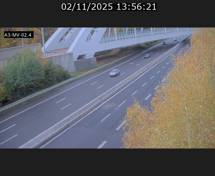 <h2>Webcam autoroute de la France (A3) au Luxembourg à Fentange, à proximité de la Croix de Gasperich. Vue orientée vers la Cloche d'Or</h2>