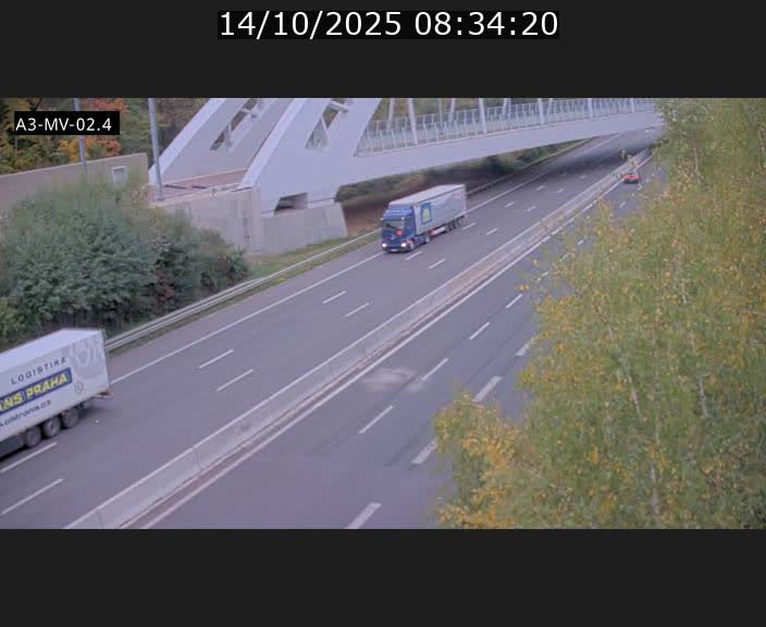 <h2>Webcam autoroute de la France (A3) au Luxembourg à Fentange, à proximité de la Croix de Gasperich. Vue orientée vers la Cloche d'Or</h2>