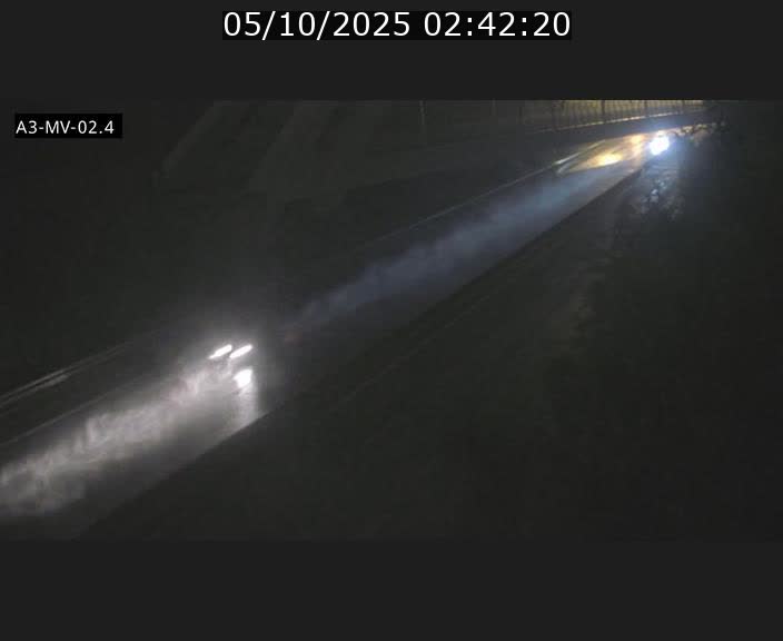 <h2>Webcam autoroute de la France (A3) au Luxembourg à Fentange, à proximité de la Croix de Gasperich. Vue orientée vers la Cloche d'Or</h2>