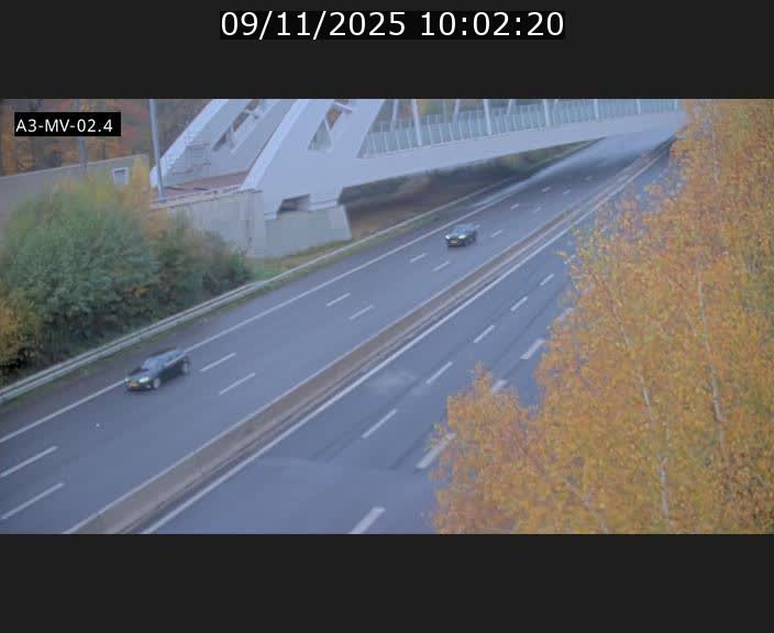 <h2>Webcam autoroute de la France (A3) au Luxembourg à Fentange, à proximité de la Croix de Gasperich. Vue orientée vers la Cloche d'Or</h2>