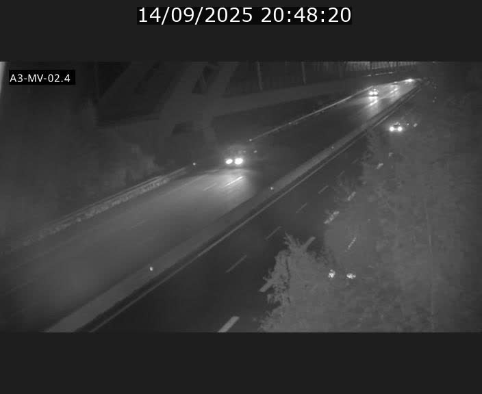 <h2>Webcam autoroute de la France (A3) au Luxembourg à Fentange, à proximité de la Croix de Gasperich. Vue orientée vers la Cloche d'Or</h2>