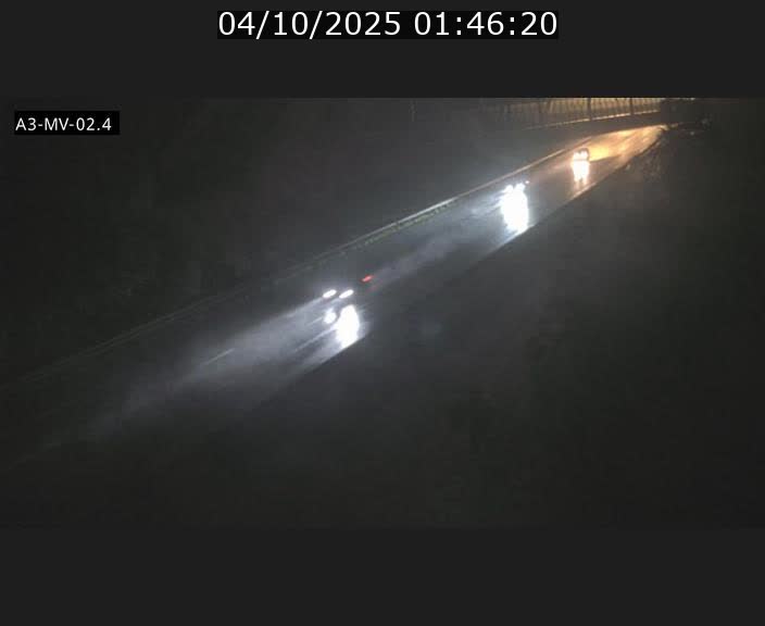 <h2>Webcam autoroute de la France (A3) au Luxembourg à Fentange, à proximité de la Croix de Gasperich. Vue orientée vers la Cloche d'Or</h2>