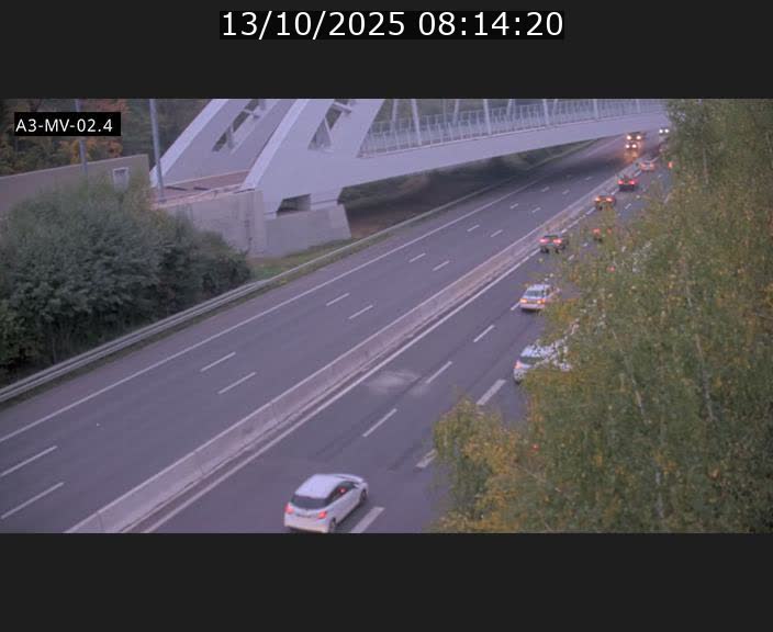 <h2>Webcam autoroute de la France (A3) au Luxembourg à Fentange, à proximité de la Croix de Gasperich. Vue orientée vers la Cloche d'Or</h2>