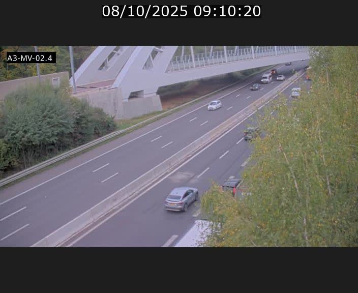 <h2>Webcam autoroute de la France (A3) au Luxembourg à Fentange, à proximité de la Croix de Gasperich. Vue orientée vers la Cloche d'Or</h2>