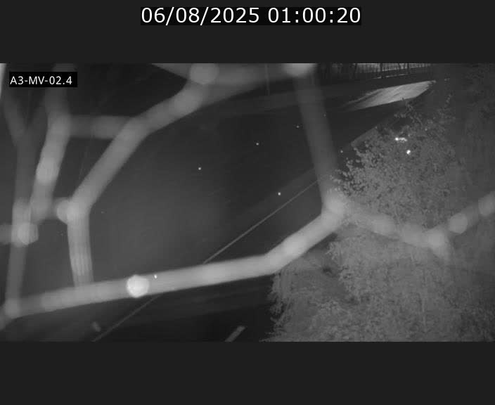 <h2>Webcam autoroute de la France (A3) au Luxembourg à Fentange, à proximité de la Croix de Gasperich. Vue orientée vers la Cloche d'Or</h2>