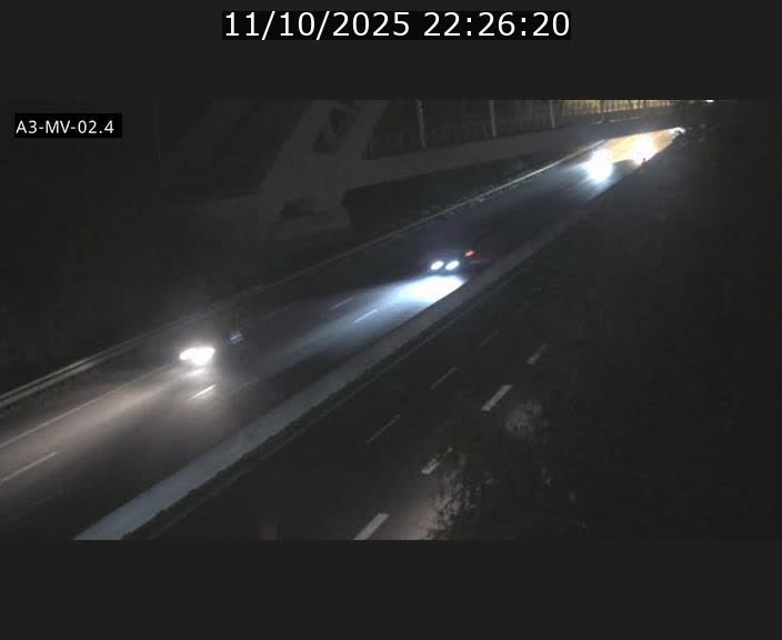 <h2>Webcam autoroute de la France (A3) au Luxembourg à Fentange, à proximité de la Croix de Gasperich. Vue orientée vers la Cloche d'Or</h2>