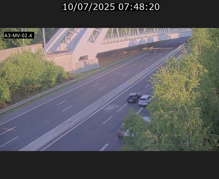<h2>Webcam autoroute de la France (A3) au Luxembourg à Fentange, à proximité de la Croix de Gasperich. Vue orientée vers la Cloche d'Or</h2>