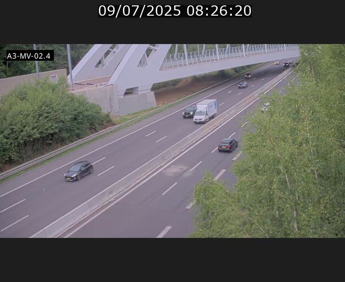 <h2>Webcam autoroute de la France (A3) au Luxembourg à Fentange, à proximité de la Croix de Gasperich. Vue orientée vers la Cloche d'Or</h2>