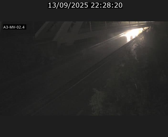 <h2>Webcam autoroute de la France (A3) au Luxembourg à Fentange, à proximité de la Croix de Gasperich. Vue orientée vers la Cloche d'Or</h2>
