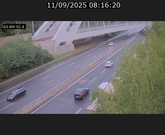 <h2>Webcam autoroute de la France (A3) au Luxembourg à Fentange, à proximité de la Croix de Gasperich. Vue orientée vers la Cloche d'Or</h2>