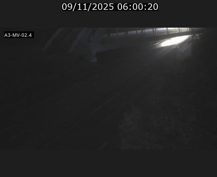 <h2>Webcam autoroute de la France (A3) au Luxembourg à Fentange, à proximité de la Croix de Gasperich. Vue orientée vers la Cloche d'Or</h2>