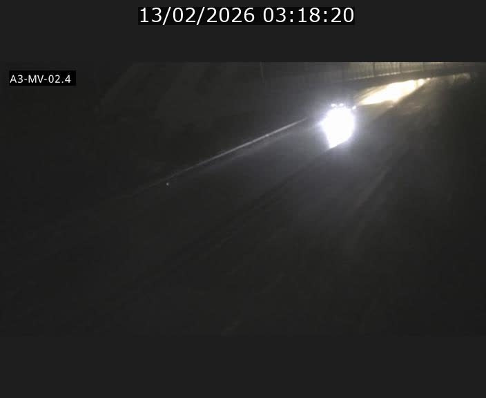Webcam autoroute de la France (A3) au Luxembourg à Fentange, à proximité de la Croix de Gasperich. Vue orientée vers la Cloche d'Or
