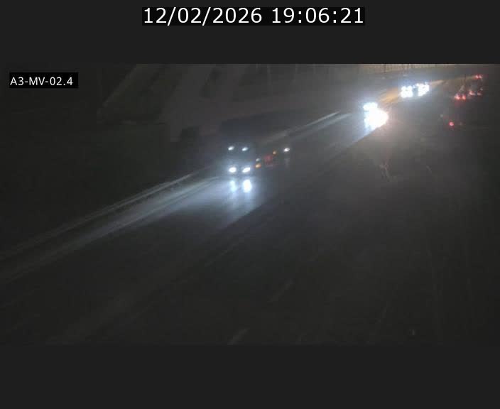 <h2>Webcam autoroute de la France (A3) au Luxembourg à Fentange, à proximité de la Croix de Gasperich. Vue orientée vers la Cloche d'Or</h2>